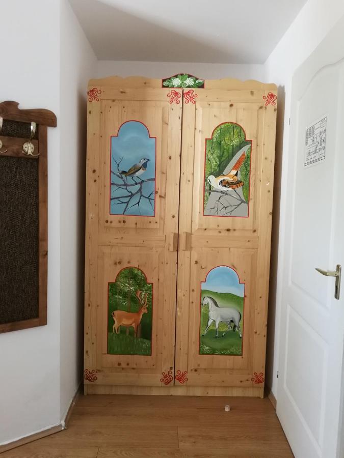 Gomba Panzio Bed & Breakfast Velem Bagian luar foto